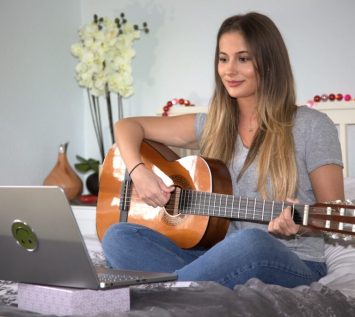 Free Guitar Course